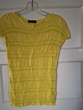 Piazza Sempione Yellow Short Sleeve Textured Knit Top